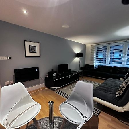 Modern Apartment In Central London By River Thames Eksteriør billede